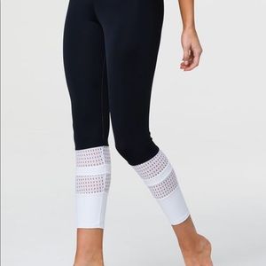 Onzie Leggings